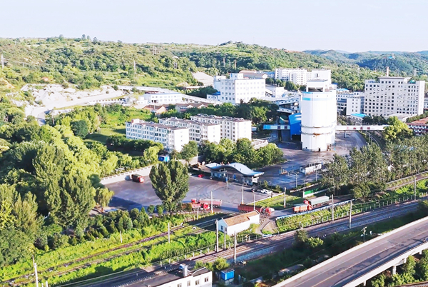 慈林山煤礦全景